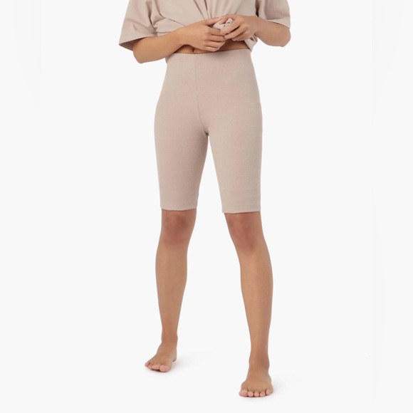 TKEES Biker Short - Sandy Taupe - Picture 3 of 11